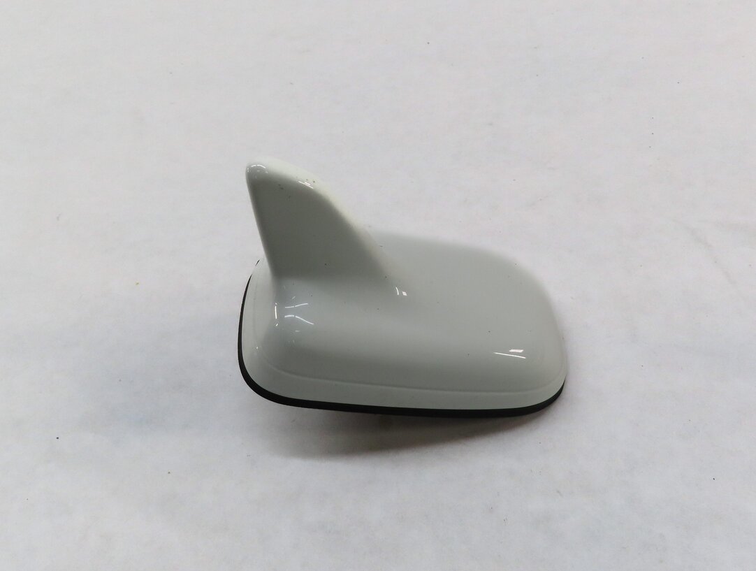 Thumbnail 3: 15-18 AUDI A3 S3 8V SEDAN WAGON RADIO STEREO SHARK FIN ANTENNA (IBIS WHITE T9)