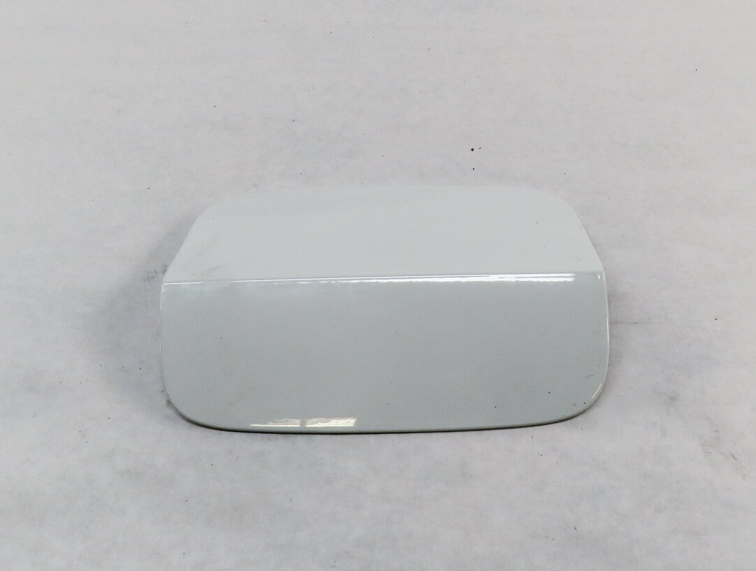 Thumbnail 3: 15-18 AUDI A3 S3 (8V) FUEL TANK FILLER HOUSING GAS TANK DOOR FLAP (IBIS WHITE)