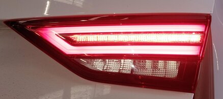 Thumbnail 2: 17-19 AUDI A3 (8V) REAR RIGHT INNER TRUNK MOUNTED LED TAILLIGHT TAIL LIGHT LAMP