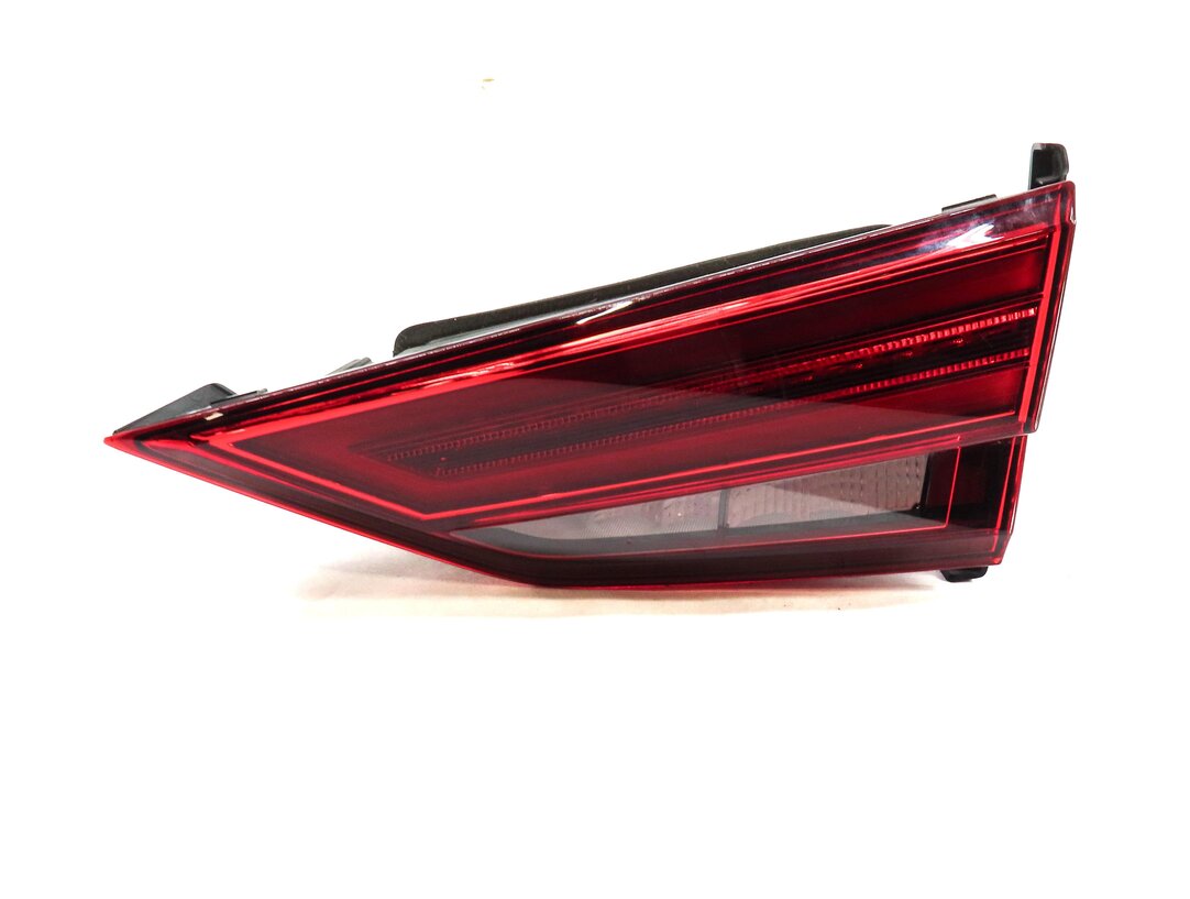 Thumbnail 3: 17-19 AUDI A3 (8V) REAR RIGHT INNER TRUNK MOUNTED LED TAILLIGHT TAIL LIGHT LAMP