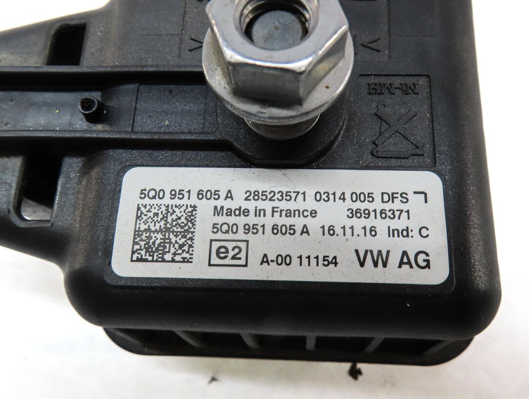 Thumbnail 4: 2017 AUDI A3 (8V) SAFETY ANTI-THEFT ALARM SIREN HORN 5Q0951605A