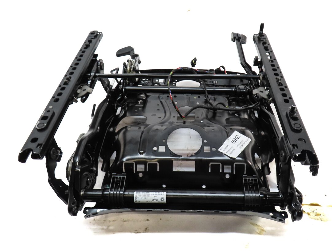 Thumbnail 6: 2015-2019 AUDI A3 (8V) FRONT RIGHT PASSENGER LOWER MANUAL ADJUST SEAT TRACK