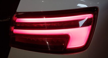 Thumbnail 2: 17-19 AUDI A3 (8V) REAR RIGHT OUTER QUARTER PANEL LED TAILLIGHT TAIL LIGHT LAMP