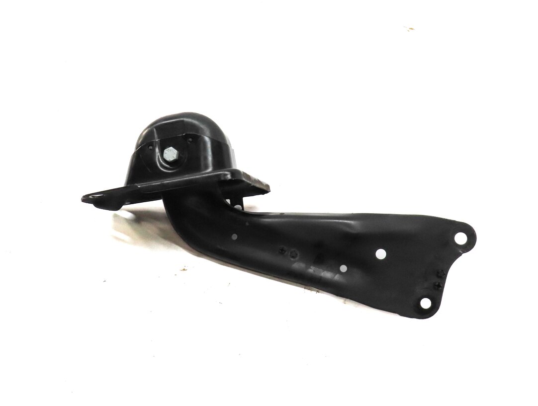 2015-2019 AUDI VW GOLF / A3 S3 RS3 TT (8V MK3) LEFT DRIVER REAR TRAILING ARM