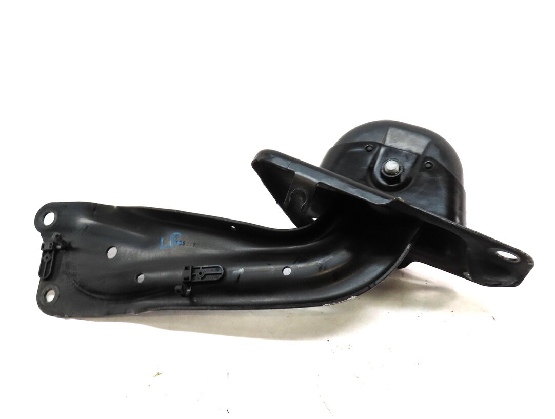 Thumbnail 4: 2015-2019 AUDI VW GOLF / A3 S3 RS3 TT (8V MK3) LEFT DRIVER REAR TRAILING ARM