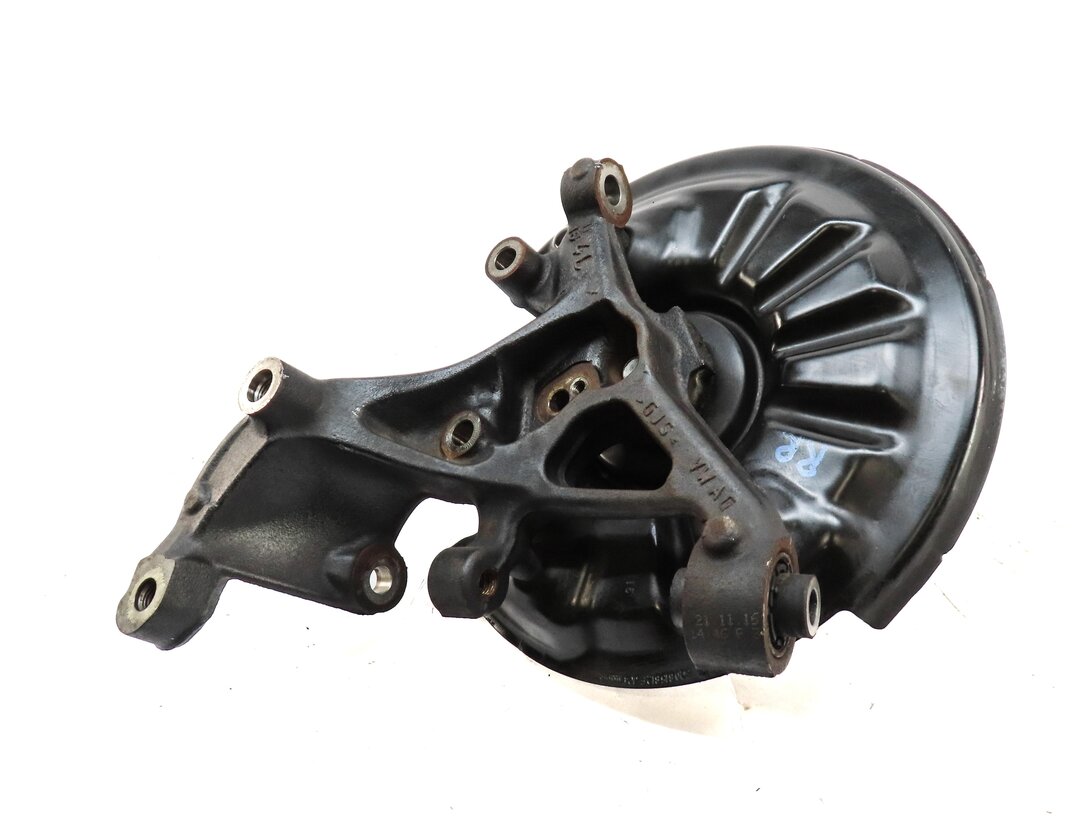 Thumbnail 2: 2015-2018 VW GOLF AUDI A3 (8V) 4 LINK RIGHT PASSENGER REAR SPINDLE KNUCKLE STUB