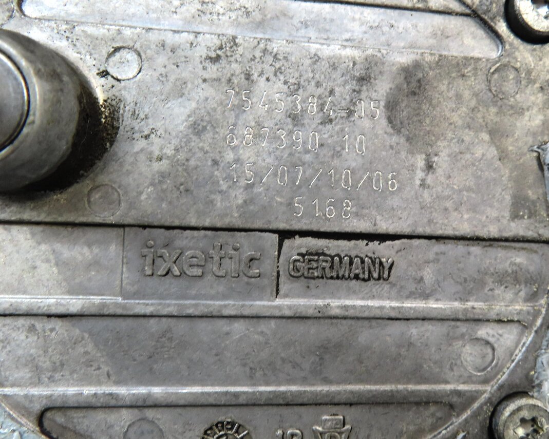 Thumbnail 5: 03-10 X5 550i 650i 645i 750i 760i E60 E63 E65 E66 E53 E70 V8 BRAKE VACUUM PUMP