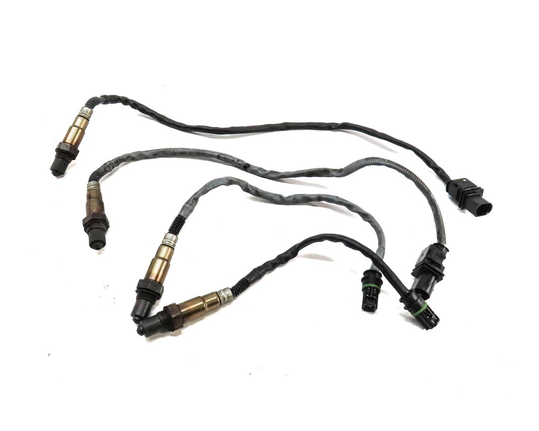 Thumbnail 2: 2006 BMW 750i (E65) 4.8L N62 ENGINE PRE POST CAT O2 OXYGEN SENSOR SET 4