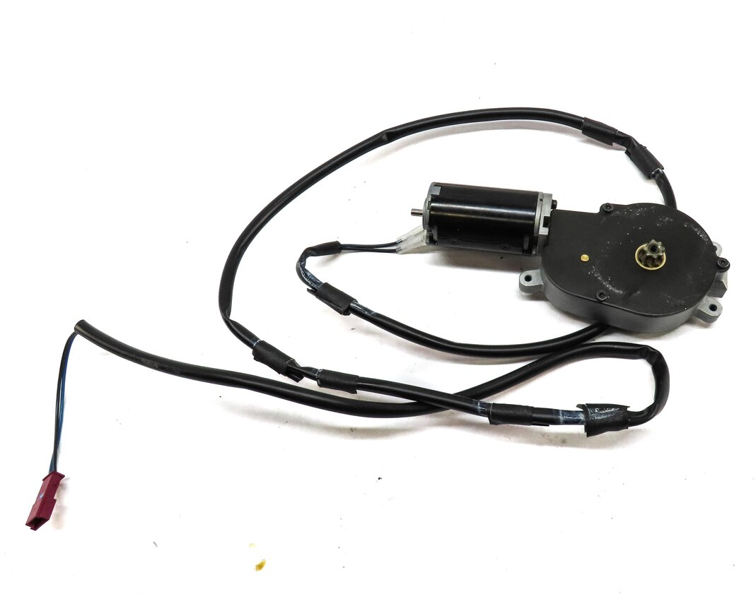 Thumbnail 3: 2006 BMW 750i (E65) REAR SUNSHADE MOTOR w/ WIRE WIRING HARNESS 16106822700
