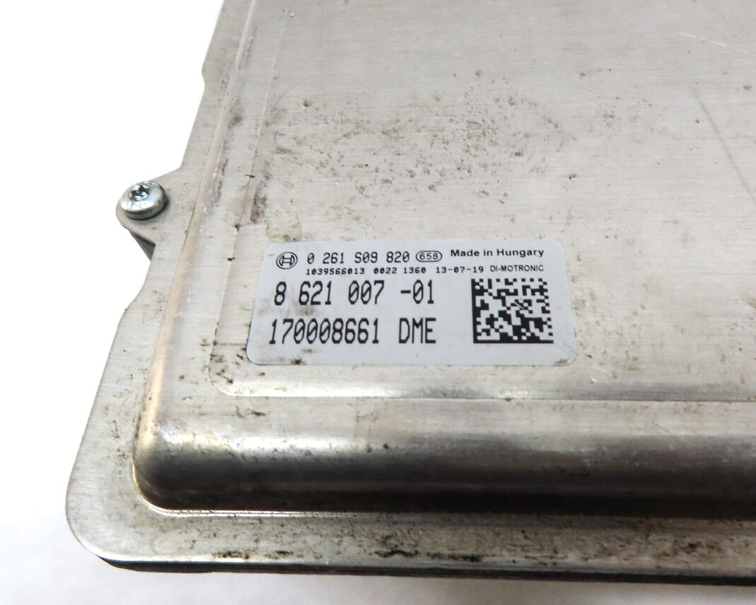 Thumbnail 13: 2006 BMW 750i (E65) 4.8L N62 ENGINE BODY CONTROL IGNITION MODULE KEY FOB SET
