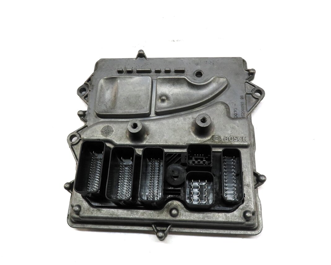 Thumbnail 6: 2006 BMW 750i (E65) 4.8L N62 ENGINE BODY CONTROL IGNITION MODULE KEY FOB SET