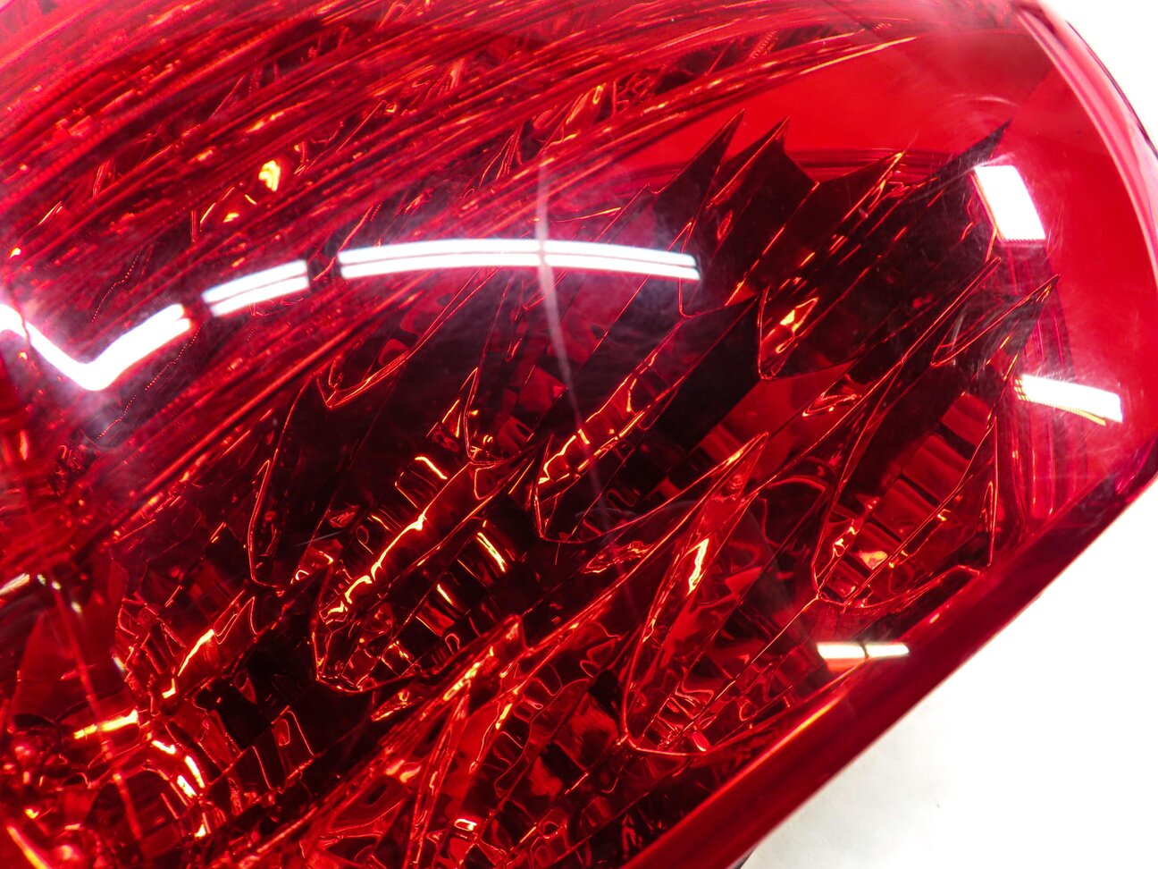 Thumbnail 7: 2006-2008 BMW 750i 760i B7 (E65 E66) RIGHT SIDE REAR TAILLIGHT BRAKE LIGHT LAMP