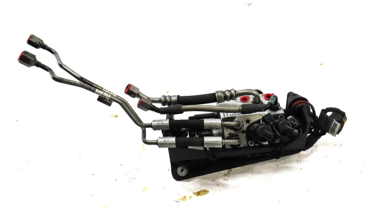 2006 BMW 750i (E65) SUSPENSION DYNAMIC DRIVE ACTIVE STEERING VALVE BLOCK 6907314