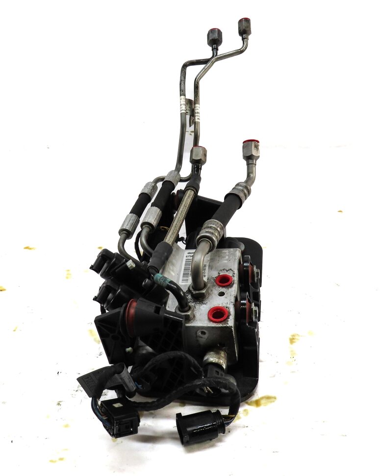 Thumbnail 5: 2006 BMW 750i (E65) SUSPENSION DYNAMIC DRIVE ACTIVE STEERING VALVE BLOCK 6907314