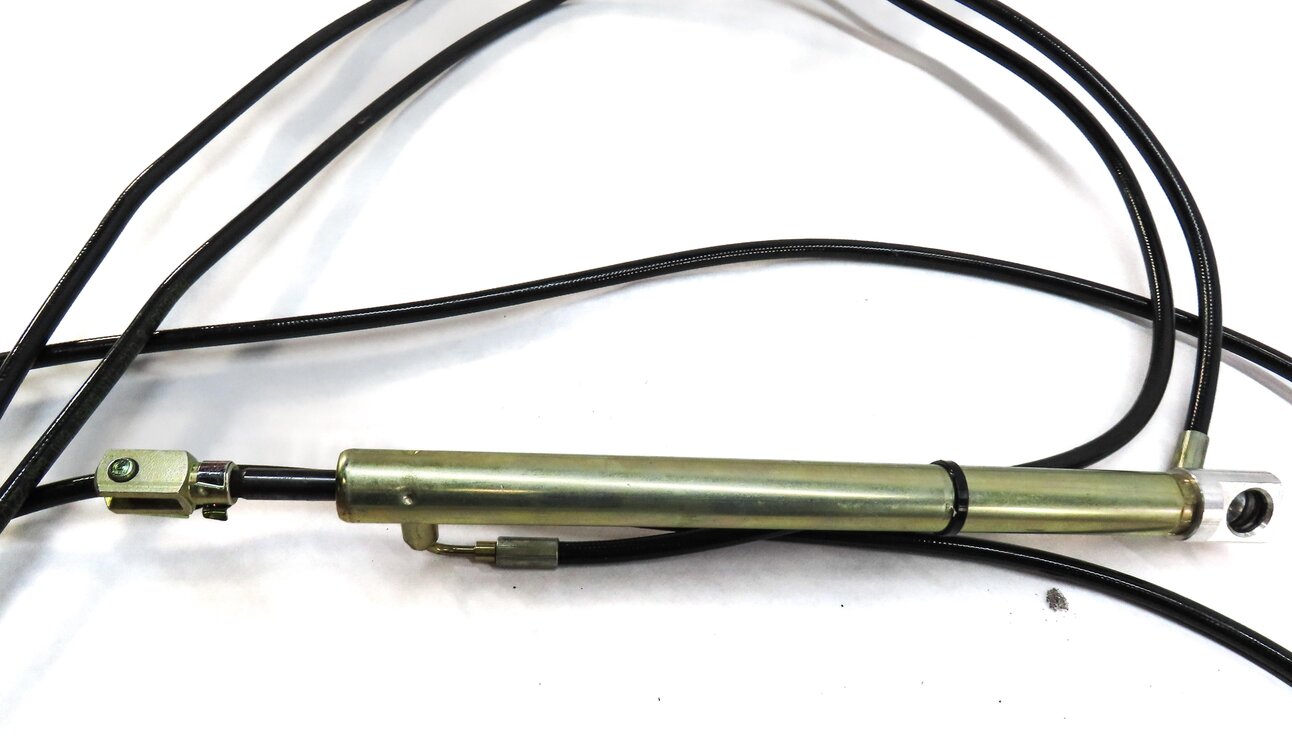 Thumbnail 3: 2006 BMW 750i (E65) REAR TRUNK OPEN CLOSE ASSIST HYDRAULIC PUMP w/ LINES 7015009