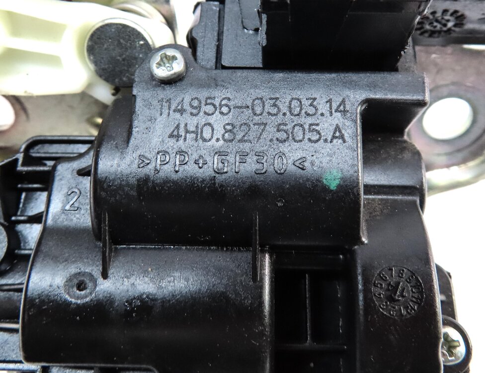 Thumbnail 5: 2016 AUDI A3 (8V) REAR TRUNK HATCH LOCK LATCH ACTUATOR 4H0827505A