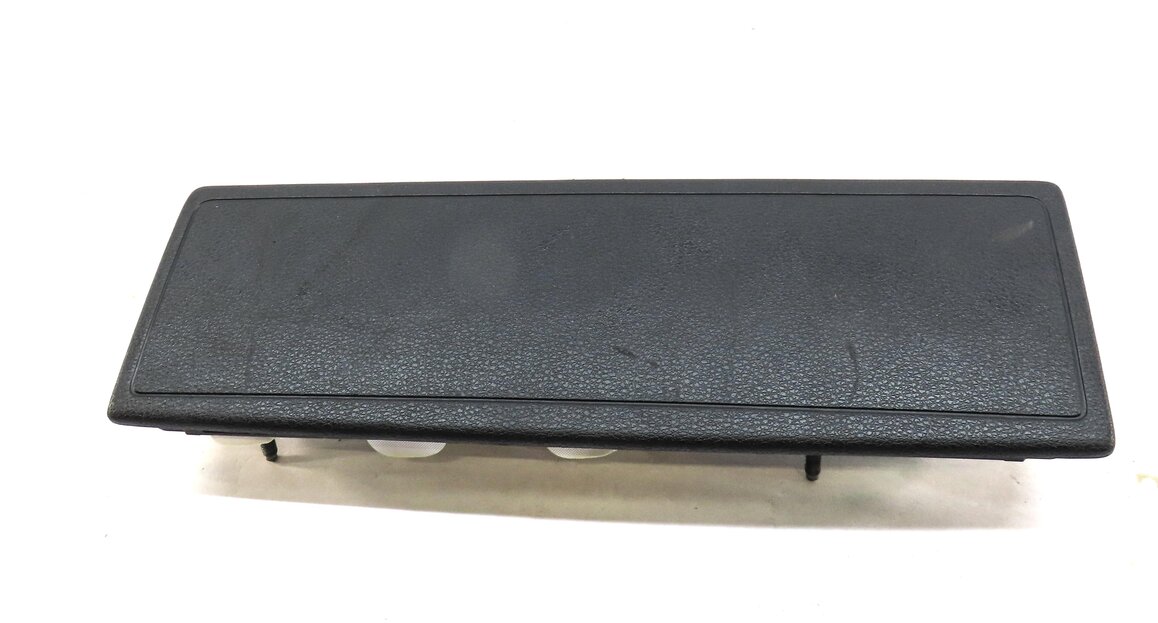 Thumbnail 2: 2015-2018 AUDI A3 S3 (8V) RIGHT FRONT PASSENGER KNEE AIRBAG AIR BAG SRS (BLACK)