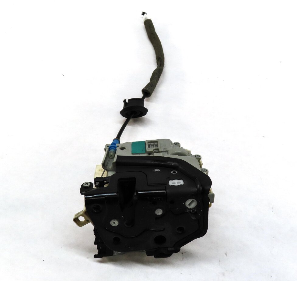 Thumbnail 4: 15-21 AUDI A3 S3 A4 Q5 TT (8V B9 MK3 FY) RIGHT FRONT PASSENGER DOOR LOCK LATCH