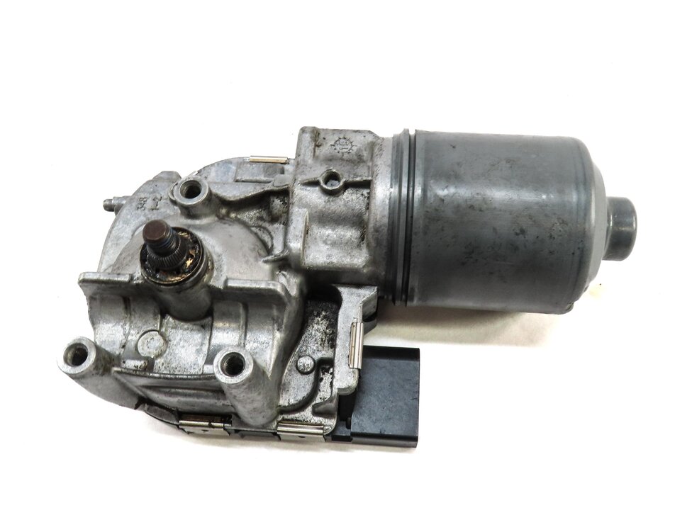 Thumbnail 4: 2015-2018 AUDI A3 S3 RS3 (8V) SEDAN / CONVERTIBLE - FRONT WINDSHIELD WIPER MOTOR