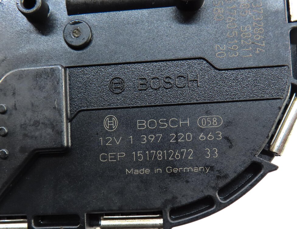 Thumbnail 5: 2015-2018 AUDI A3 S3 RS3 (8V) SEDAN / CONVERTIBLE - FRONT WINDSHIELD WIPER MOTOR