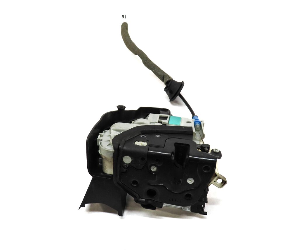 Thumbnail 4: 15-21 AUDI A3 S3 A4 Q5 TT (8V B9 MK3 FY) LEFT FRONT DRIVER DOOR LOCK LATCH