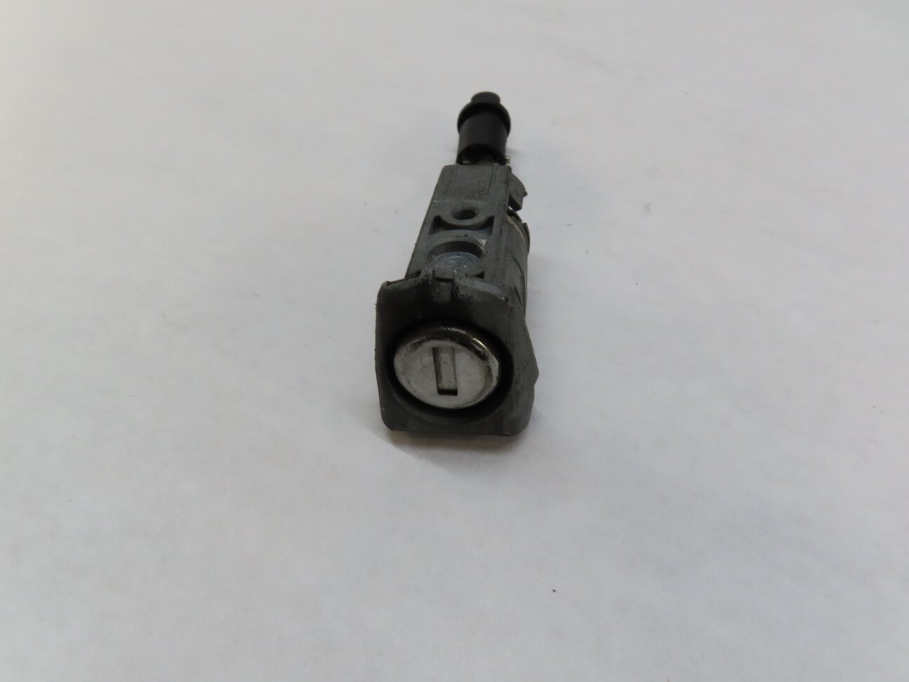 Thumbnail 17: 2016 AUDI A3 (8V) 1.8L CNSB TURBO ENGINE ECM BCM IMMOBILIZER MODULE LOCK KEY SET