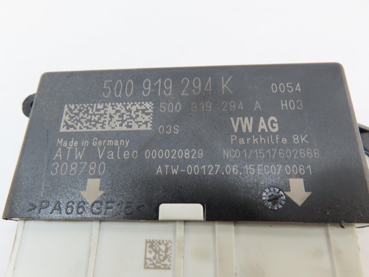 Thumbnail 3: 2016 AUDI A3 (8V) FRONT PARK ASSIST PDC CONTROL MODULE 5Q0919294K