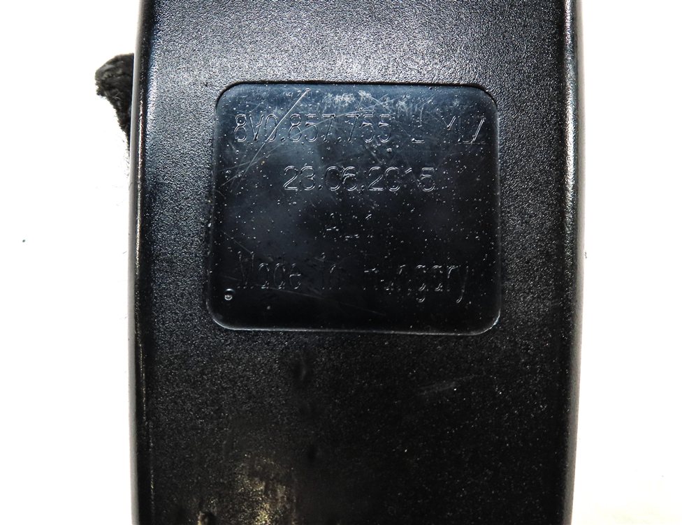 Thumbnail 4: 15-17 AUDI A3 S3 (8V) FRONT LEFT or RIGHT SEATBELT BUCKLE RECEIVER (BLACK)
