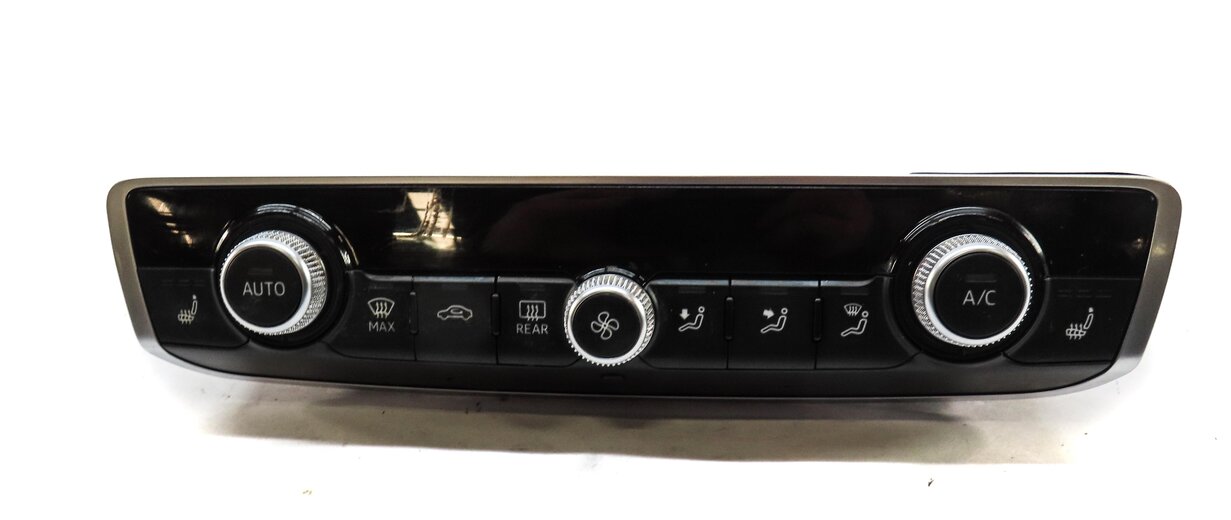 Thumbnail 3: 2015-2018 AUDI A3 S3 (8V) FRONT DUAL ZONE HEATER A/C TEMPERATURE CONTROL PANEL