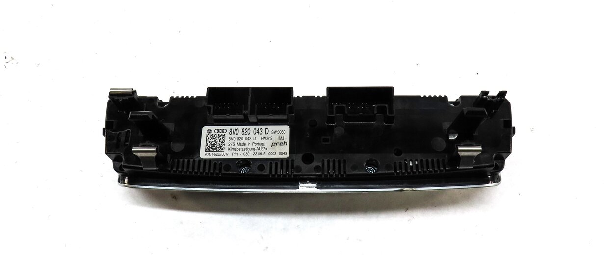 Thumbnail 5: 2015-2018 AUDI A3 S3 (8V) FRONT DUAL ZONE HEATER A/C TEMPERATURE CONTROL PANEL