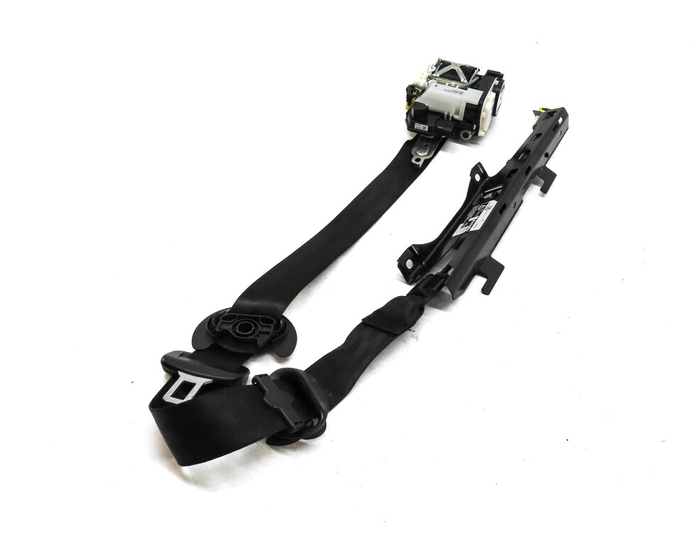 15-19 AUDI A8 S3 RS3 (8V) SEDAN RIGHT FRONT PASSENGER SEATBELT RETRACTOR (BLACK)