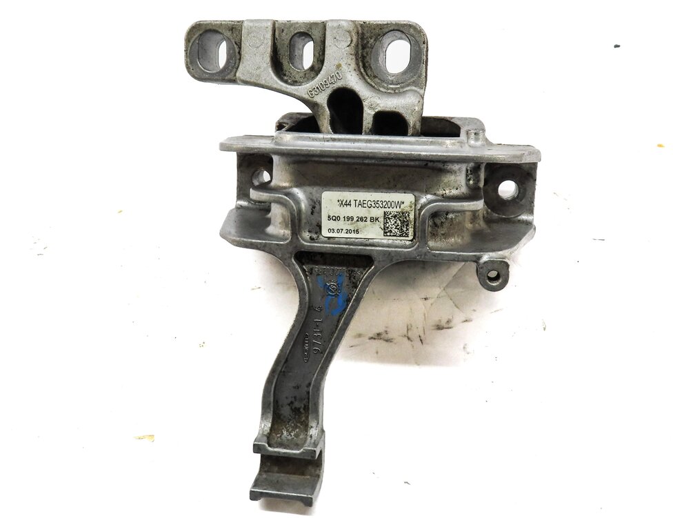 Thumbnail 6: 2016 AUDI A3 (8V) 1.8L TURBO CNSB ENGINE RIGHT MOTOR MOUNT