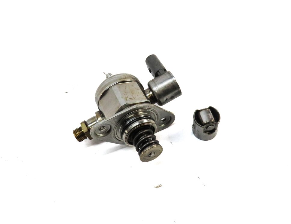 2016 AUDI A3 (8V) 1.8L 1.8T TURBO GAS ENGINE MOUNTED HIGH PRESSURE FUEL PUMP
