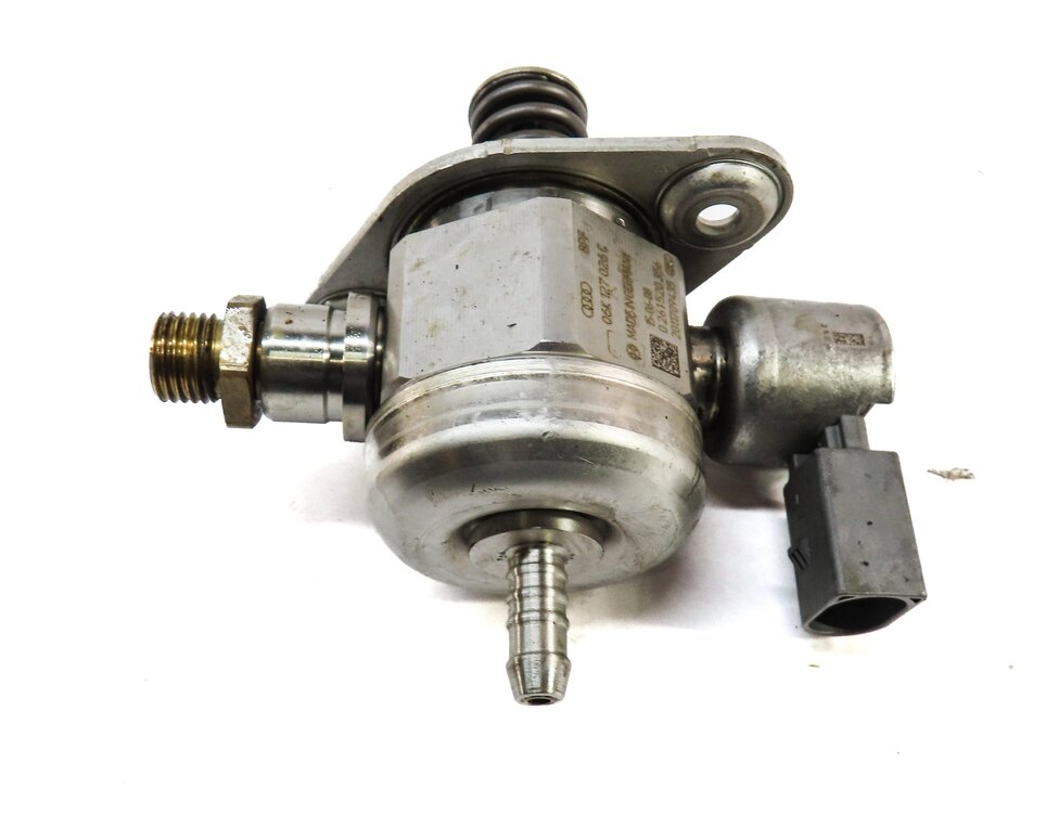 Thumbnail 6: 2016 AUDI A3 (8V) 1.8L 1.8T TURBO GAS ENGINE MOUNTED HIGH PRESSURE FUEL PUMP