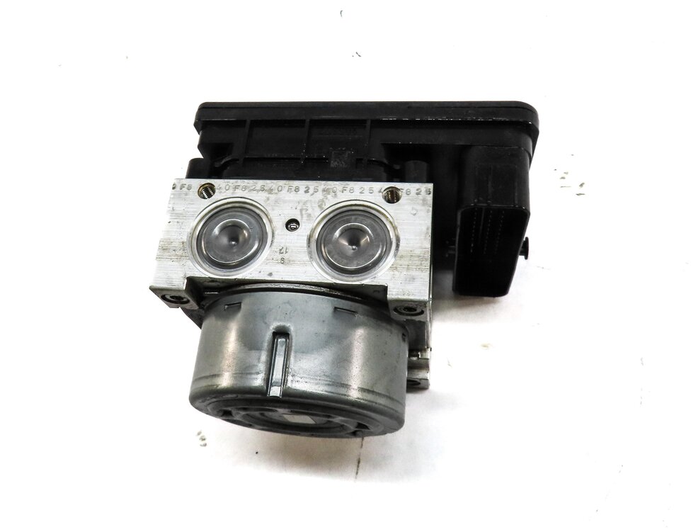 Thumbnail 3: 2015-2016 AUDI A3 (8V) ABS ANTI LOCK BRAKE PUMP w/ MODULE