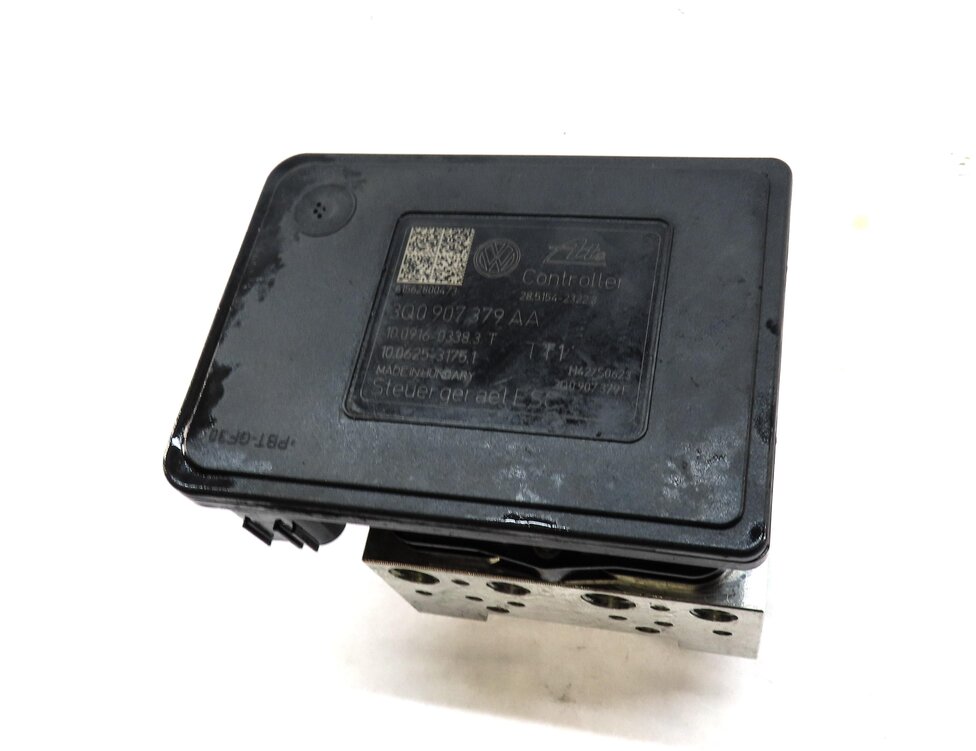 Thumbnail 4: 2015-2016 AUDI A3 (8V) ABS ANTI LOCK BRAKE PUMP w/ MODULE