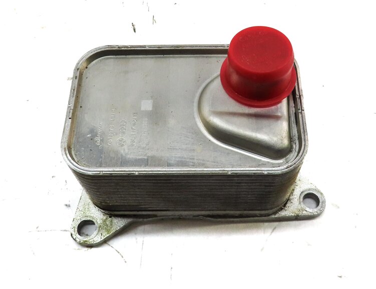 Thumbnail 2: 15-23 A3 A4 A5 A6 A7 Q3 Q5 Q7 S3 TT GOLF GTI 1.8L 2.0L TRANSMISSION OIL COOLER