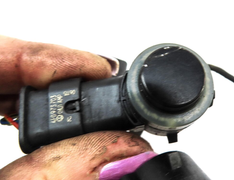 Thumbnail 6: 2016 AUDI A3 (8V) REAR PARK ASSIST PDC SENSOR SET4 (MYTH BLACK) w/ WIRE HARNESS