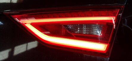 Thumbnail 2: 2015-2016 AUDI A3 S3 (8V) SEDAN CONVERTIBLE RIGHT INNER LED TAILLIGHT LIGHT LAMP