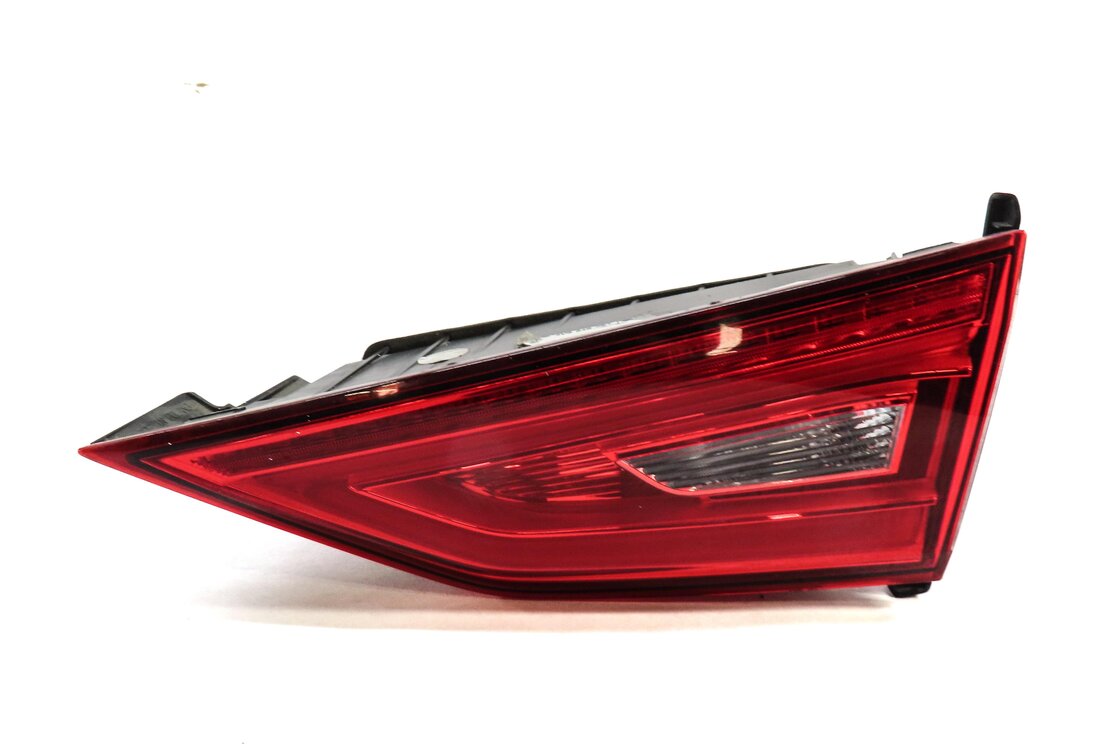 Thumbnail 3: 2015-2016 AUDI A3 S3 (8V) SEDAN CONVERTIBLE RIGHT INNER LED TAILLIGHT LIGHT LAMP