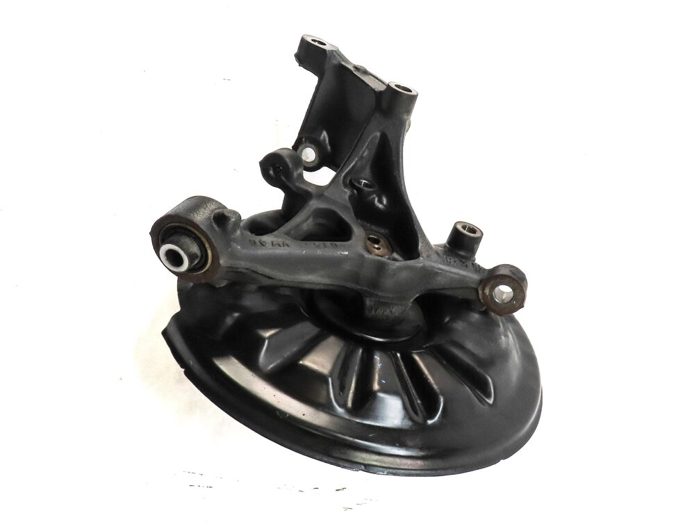 Thumbnail 3: 15-18 VW GOLF AUDI A3 (8V) 4 LINK RIGHT PASSENGER REAR SPINDLE KNUCKLE STUB HUB
