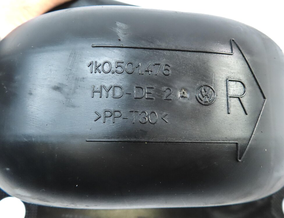 Thumbnail 6: 2015-2019 AUDI VW GOLF / A3 S3 RS3 TT (8V MK3) RIGHT PASSENGER REAR TRAILING ARM