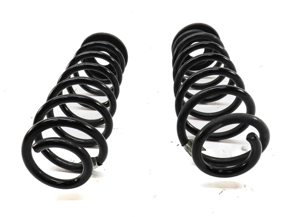 Thumbnail 2: 2015-2018 AUDI A3 S3 RS3 (8V) LEFT & RIGHT REAR SUSPENSION COIL SPRING SET