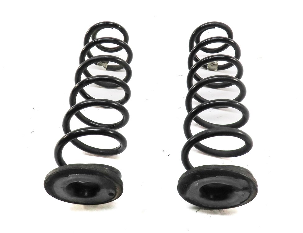 Thumbnail 5: 2015-2018 AUDI A3 S3 RS3 (8V) LEFT & RIGHT REAR SUSPENSION COIL SPRING SET