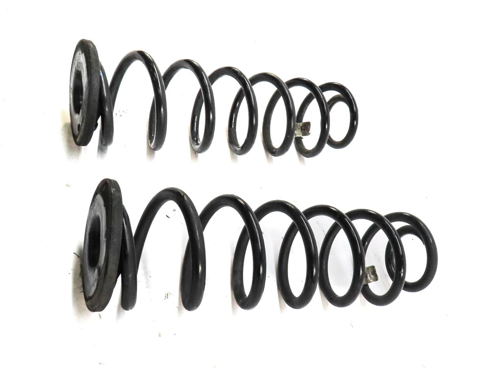 Thumbnail 6: 2015-2018 AUDI A3 S3 RS3 (8V) LEFT & RIGHT REAR SUSPENSION COIL SPRING SET