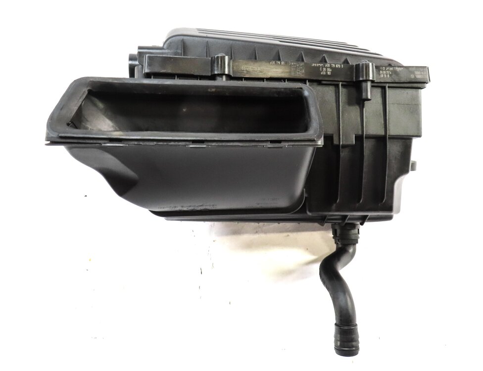 Thumbnail 5: 15-19 VW GOLF / AUDI A3 TT (8V MK3) 1.8L / 2.0L TURBO ENGINE AIR FILTER HOUSING