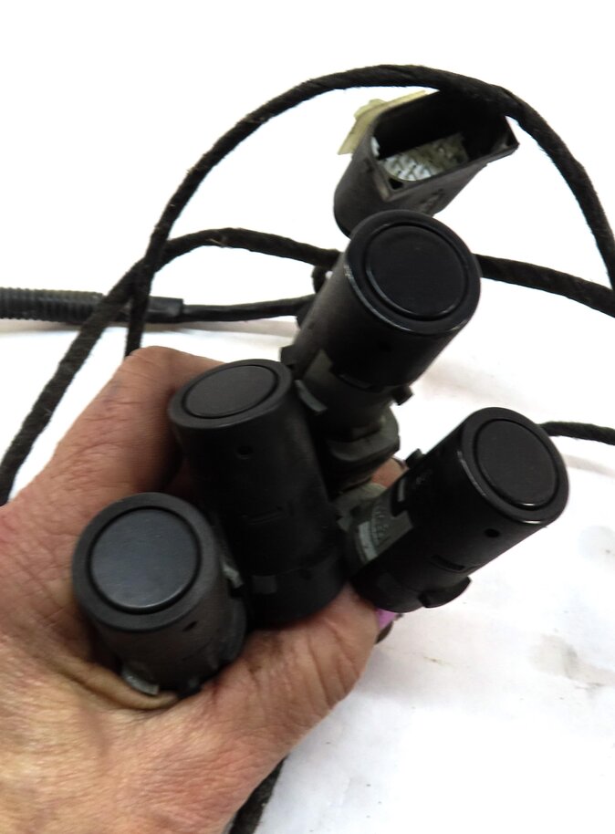 Thumbnail 5: 2007 LAND RANGE ROVER (L322) REAR PARK ASSIST PDC SENSOR SET4 (BLACK) w/ HARNESS