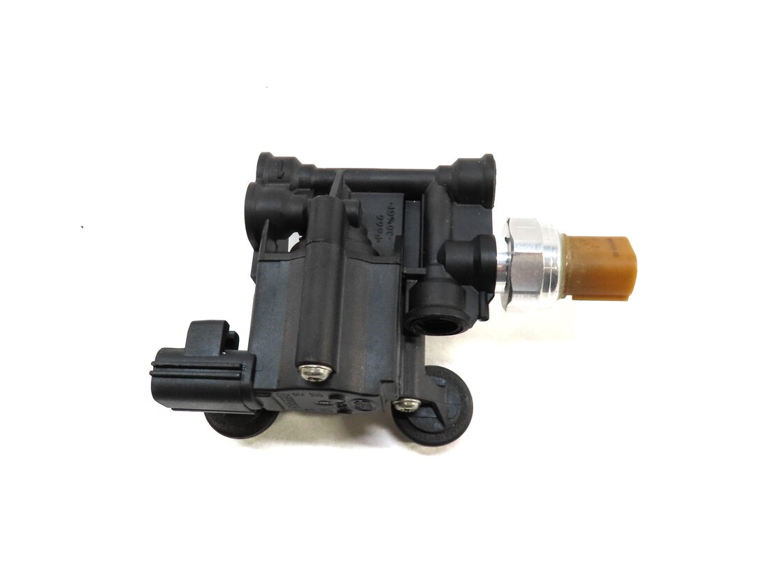Thumbnail 3: 2007 LAND RANGE ROVER L322 AIR SUSPENSION TRANSFER RELIEF VALVE BLOCK RVH500070