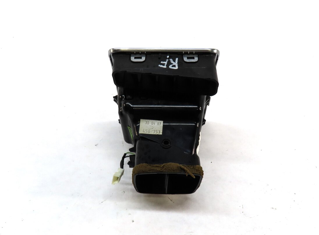 Thumbnail 3: 2007 LAND RANGE ROVER (L322) FRONT RIGHT PASSENGER OUTER HVAC AC HEATER AIR VENT