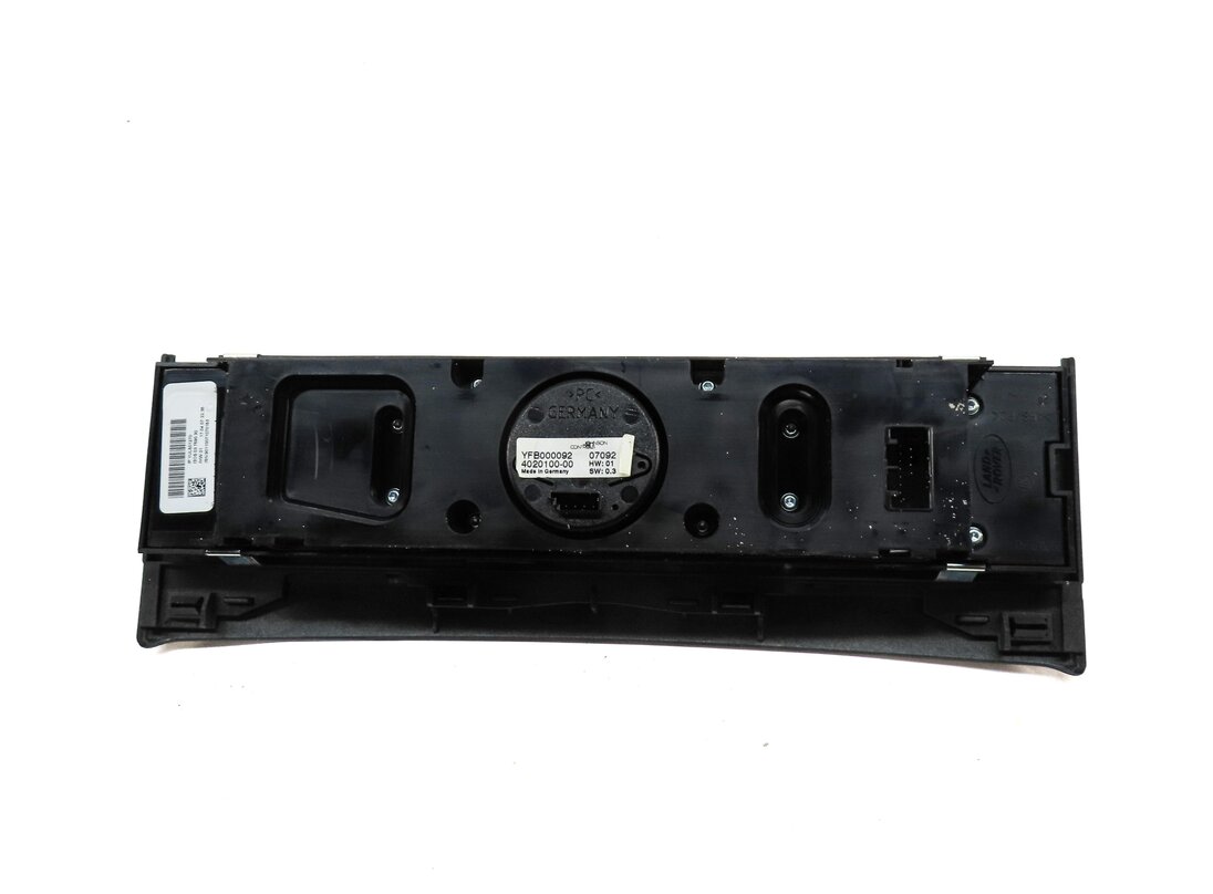 Thumbnail 5: 2007 LAND RANGE ROVER (L322) FRONT PDC DSC SEAT HEATER CLOCK SWITCH BUTTON PANEL